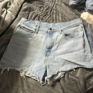 Wrangler shorts size 34